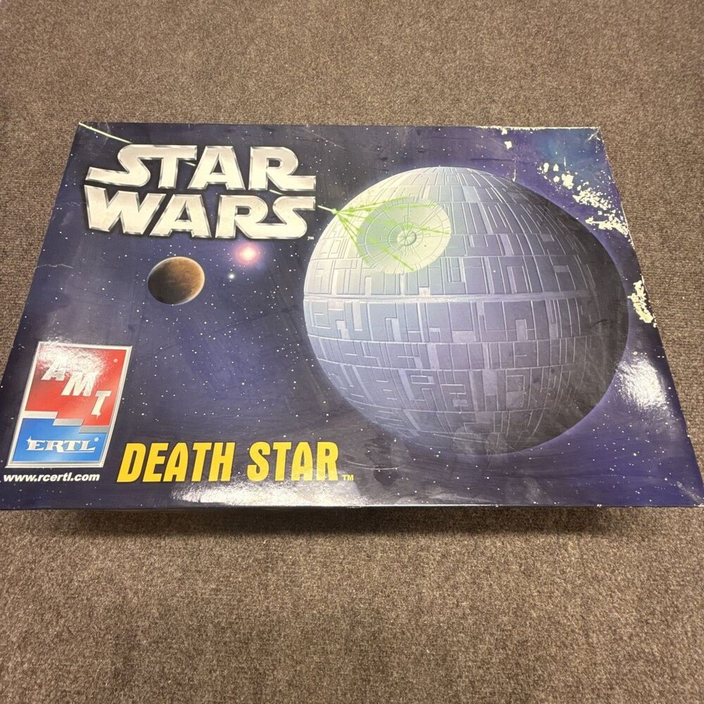 1998 AMT ERTL STAR WARS DEATH STAR SNAPFAST MODEL KIT 8193 OPEN BOX
